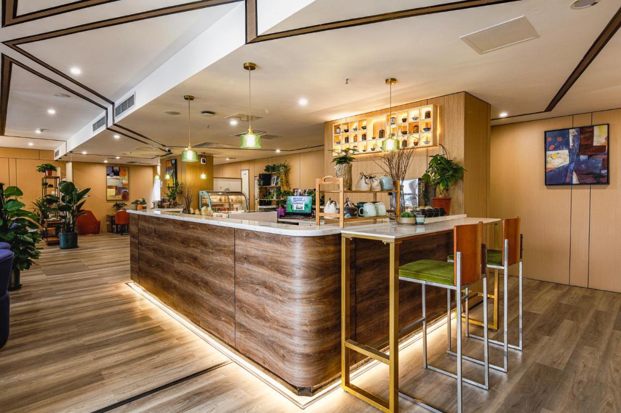 Holiday Inn Express Chongqing Guanyinqiao By Ihg 외부 사진