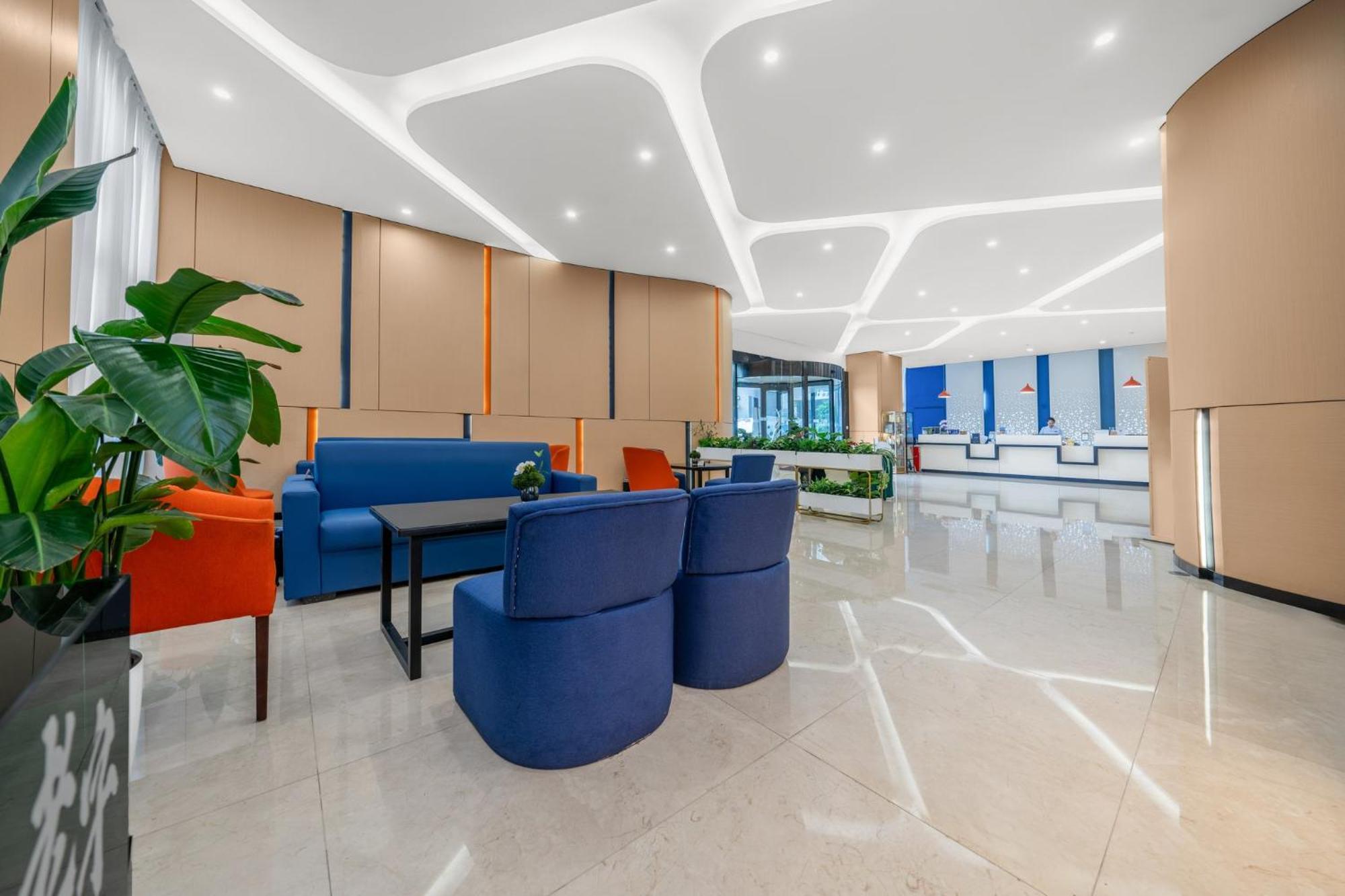 Holiday Inn Express Chongqing Guanyinqiao By Ihg 외부 사진
